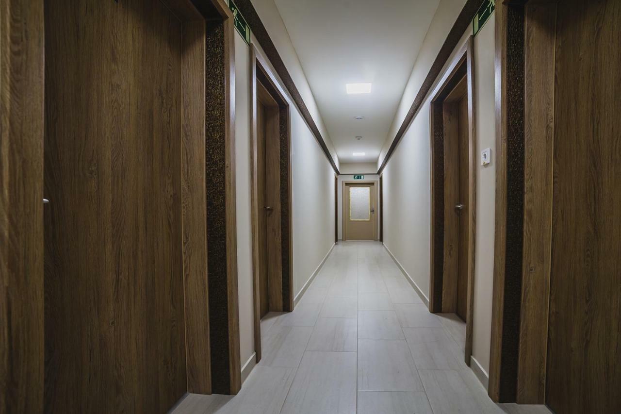 Sztar Motel Etterem Balassagyarmat Exterior photo